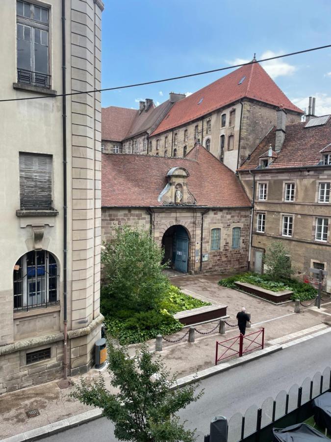 F1 Centre Historique Saint Valbert Luxeuil-les-Bains Esterno foto